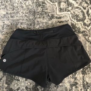 Lululemon 🍋 Speed up shorts!